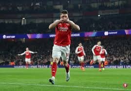 太尴尬！梁靖崑被观众“表白”，一脸严肃，孙颖莎偷笑，队友都懵了